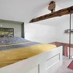 La Casa Dorée *